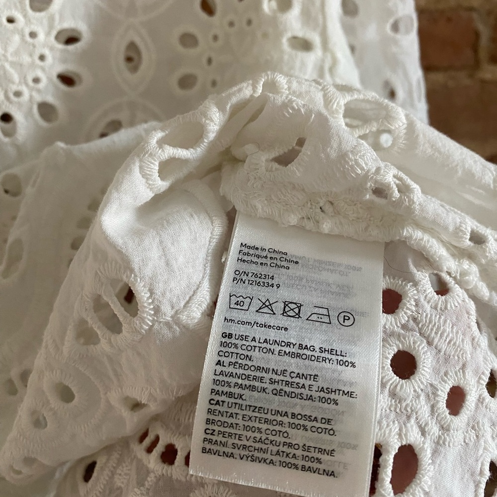 H&M Eyelet Embroidered Collared Shirt - Picture 3 of 5